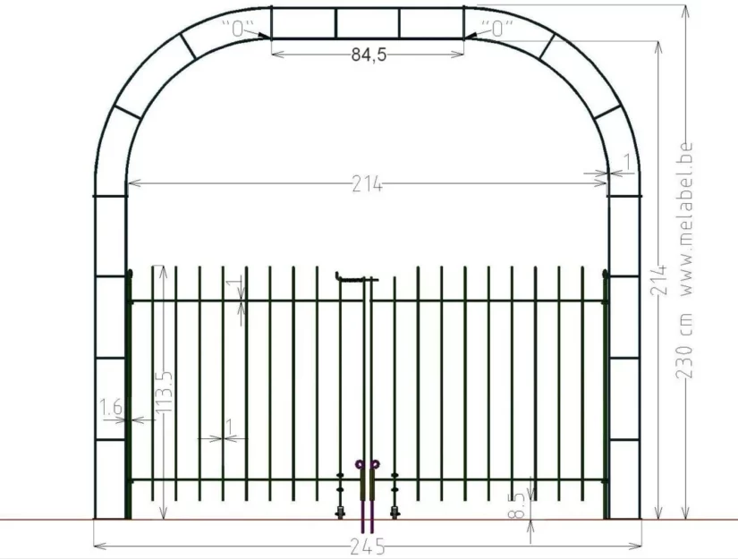 Afmetingen van de 214 cm brede rozenboog met verlenging en poort 115 cm hoog.