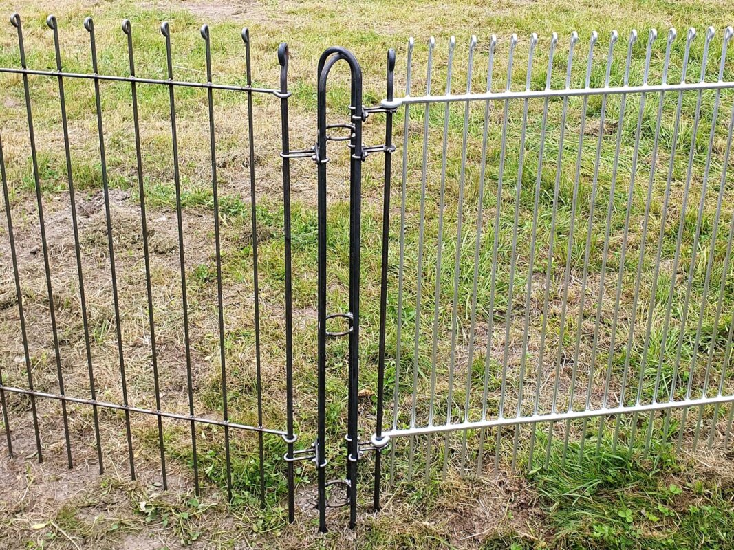 Pfosten für Doppeltor aus Rundstahl