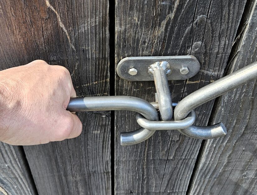 Wandhalter für Handlauf zum Aufschrauben roh/unbehandelt.
