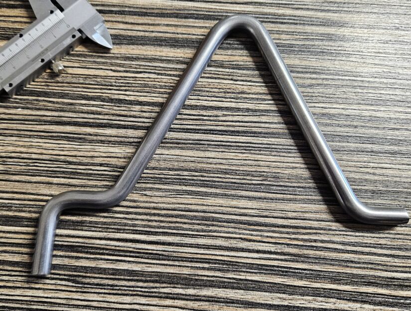 Gebogener Spannbügel aus 10,0 mm Stahldraht, C9D.