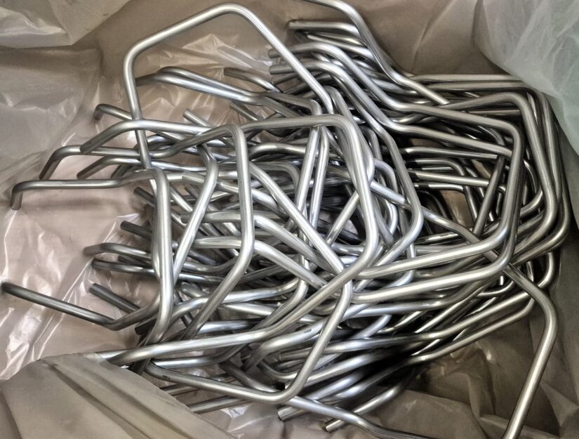 Ingewikkelde 3D-gebogen onderdelen van 12,0 mm dik roestvrij staal.