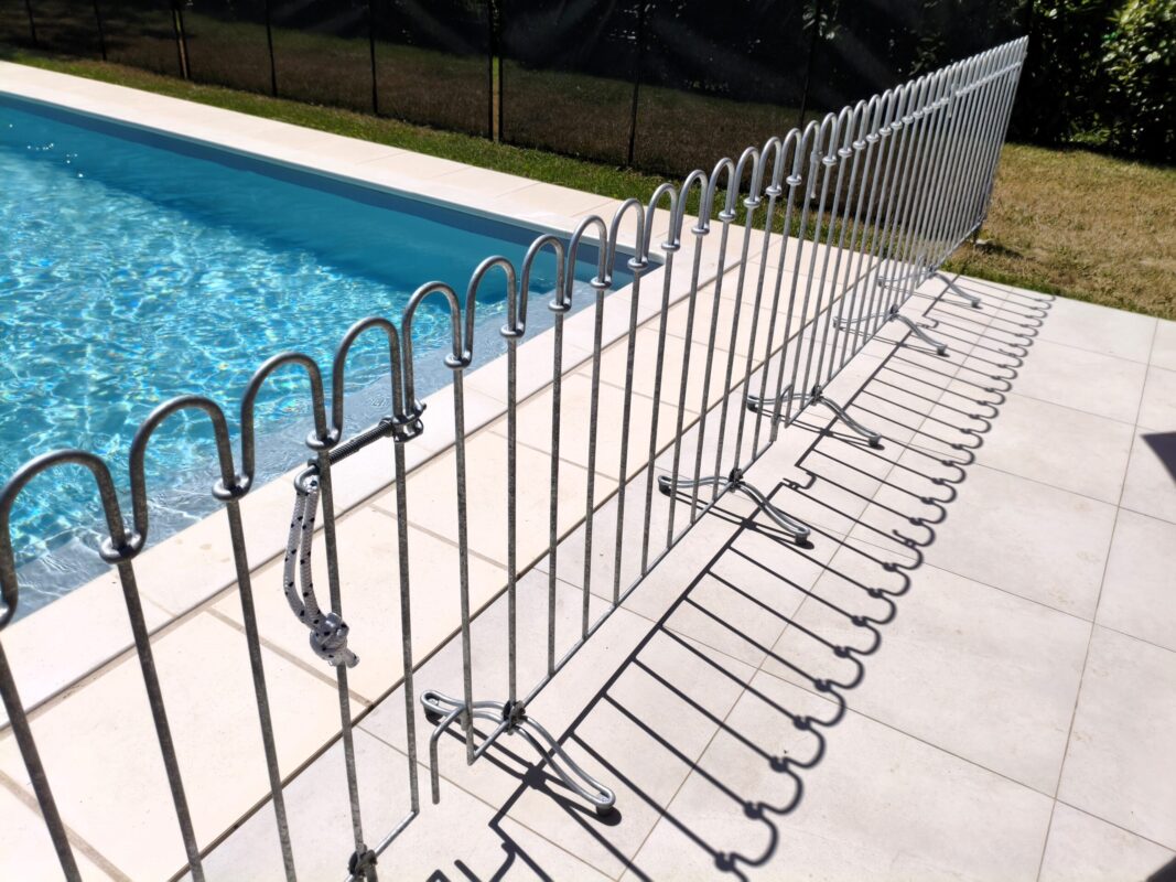 Des barrières sur pieds, à livrer en France