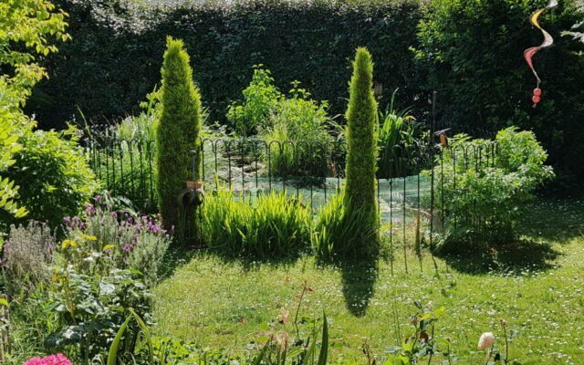 Gartenteichzaun in Frankreich