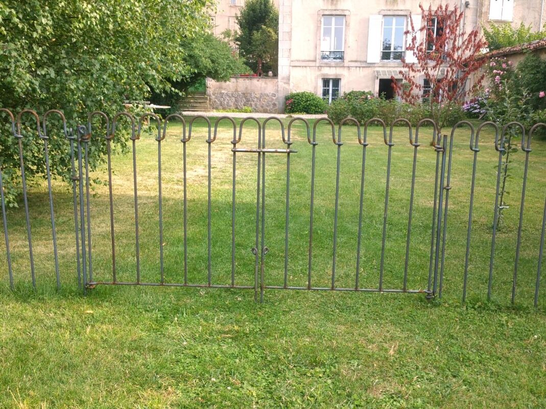 Teichzaun mit doppelflügeligem Tor doppelfluegeliges Doppeltor light