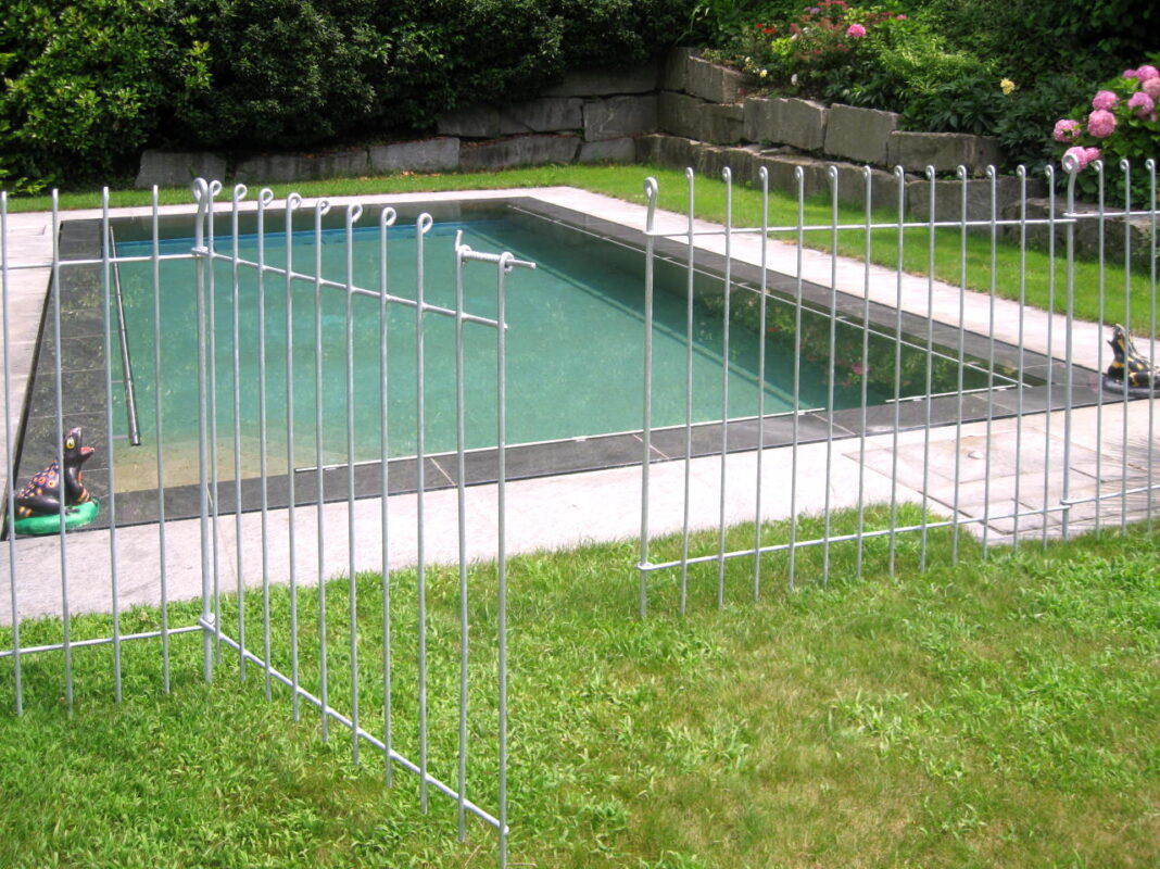 Poolzaun-mit-Tuer Tür anno