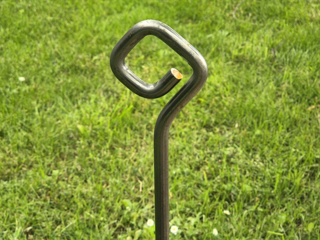 Der Innendurchmesser der Raute beträgt etwa 3,2 cm.