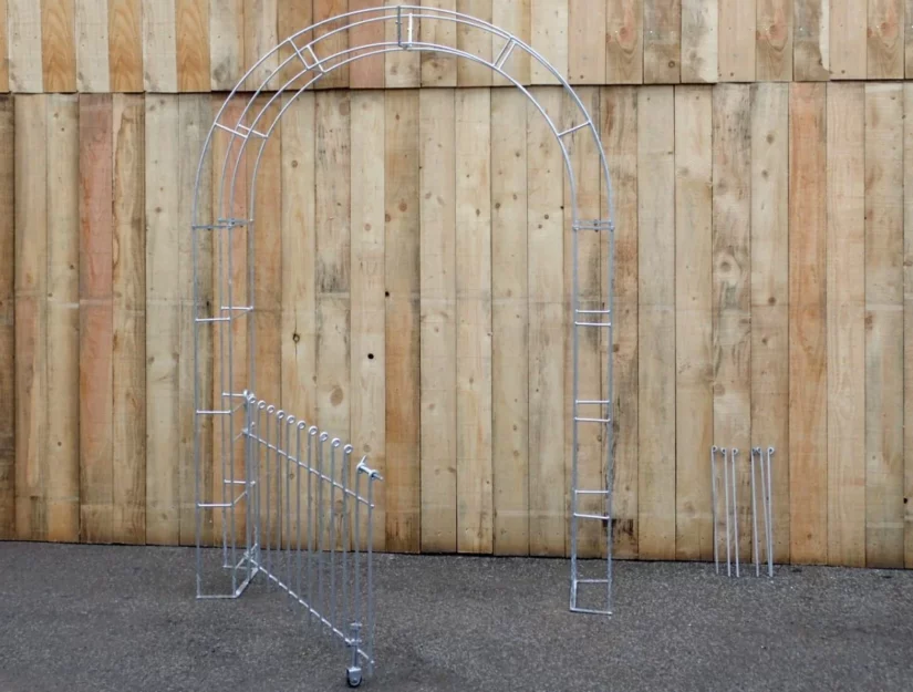 Rozenboog met open deur anneau 80 cm hoog verzinkt (roest niet).