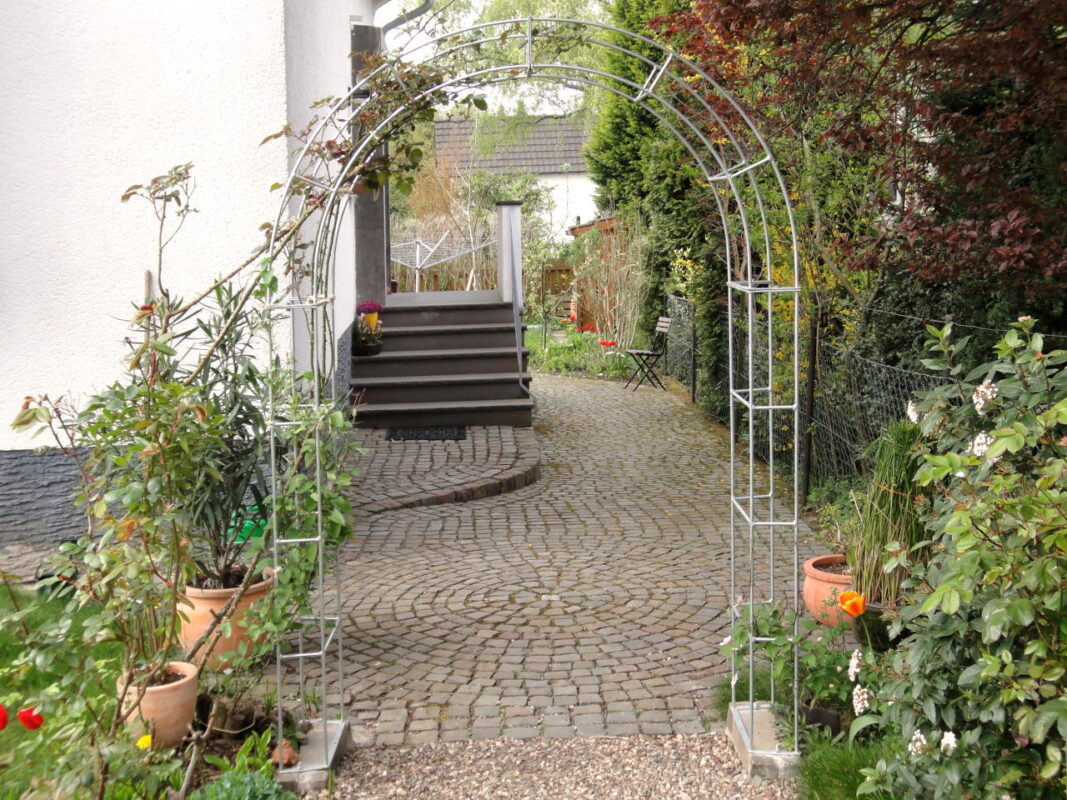 Stabiler Rosenbogen Stahl-verzinkt-Metall