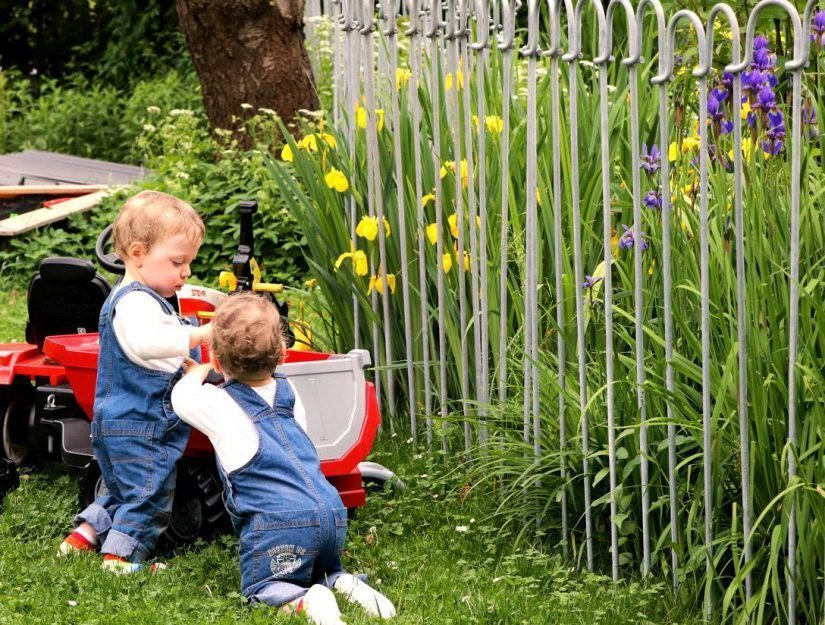 La clôture étang light offre une protection sûre pour vos enfants, car elle ne dispose d’aucun point d’accroche permettant de l’escalader !